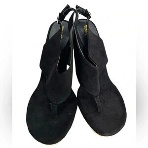 NWOT WANQLANG black  Thong heels size